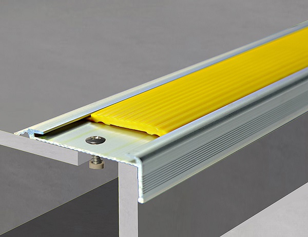 鋁合金樓梯防滑條